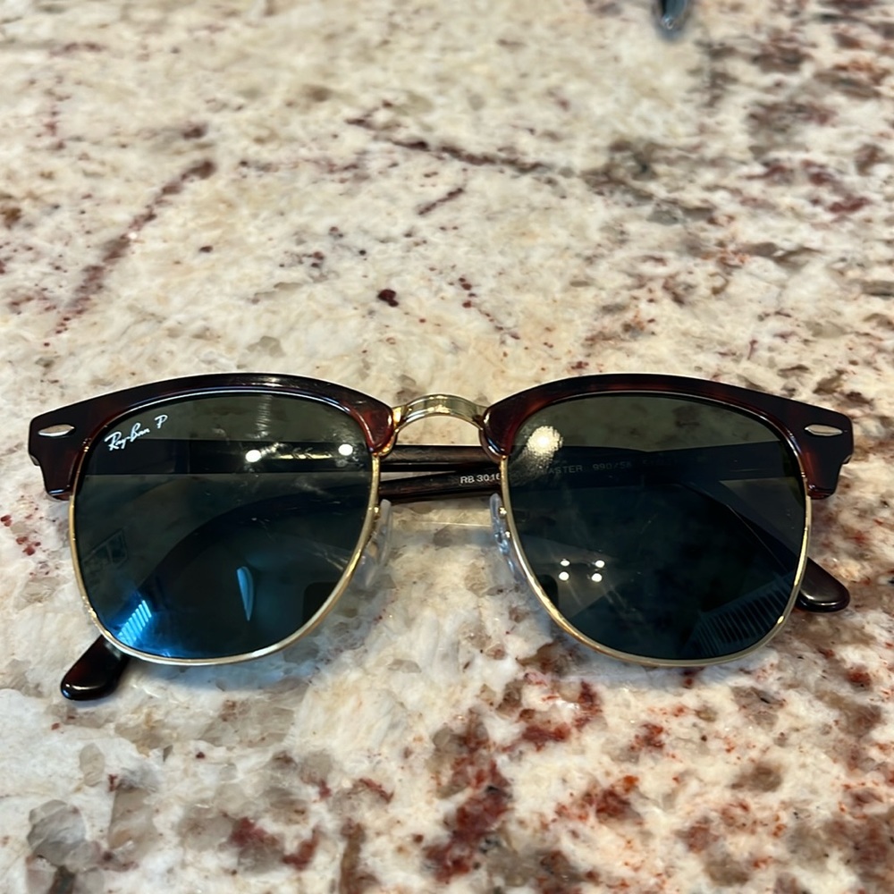 Ray-Ban Brown Clubmaster Classic Polarized - RB3016